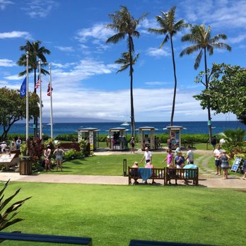 Monkeypod Kitchen - View outside - New American Near Me - Lahaina, Hawaii