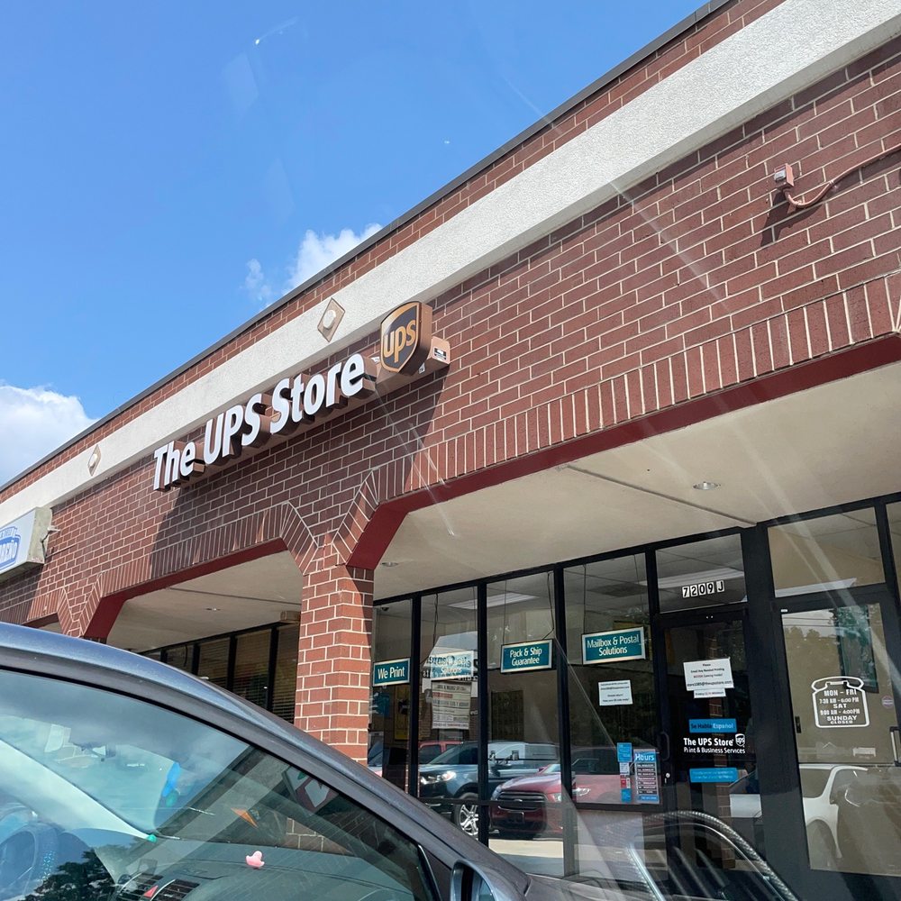 The UPS Store - Shipping Centers Near Me - Charlotte, North Carolina