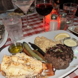 Chez Jay - Combo Filet Mignon & Lobster Tail
