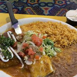 Chicken enchilada and chile rellano(traditional deep fried)