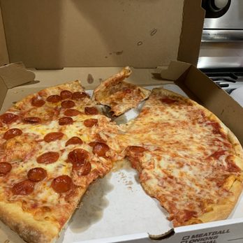 Santoni's Pizzeria and Restaurant - a pepperoni pizza - Italian Near Me - Ridgewood, New Jersey Santoni's Pizzeria and Restaurant - a pepperoni pizza - Italian Near Me - Ridgewood, New Jersey