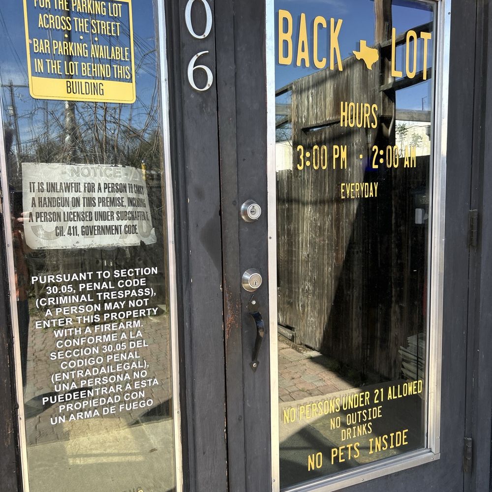 Back Lot - Beer Bar Near Me - Austin, Texas Back Lot - Beer Bar Near Me - Austin, Texas