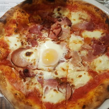 850 Degrees Pizzeria - "Oh Canada" Pizza - Pizza Near Me - Etobicoke, Ontario