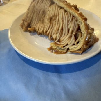 The Blue Owl Restaurant & Bakery - Levee High Apple Pie - Bakeries Near Me - Kimmswick, Missouri The Blue Owl Restaurant & Bakery - Levee High Apple Pie - Bakeries Near Me - Kimmswick, Missouri
