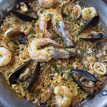 Dos Besos - Paella de mar - Spanish Near Me - Pasadena, California Dos Besos - Paella de mar - Spanish Near Me - Pasadena, California