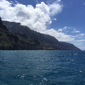 Na Pali Catamaran - Boat Charters Near Me - Hanalei, Hawaii