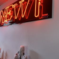 Neon Newt - Sign