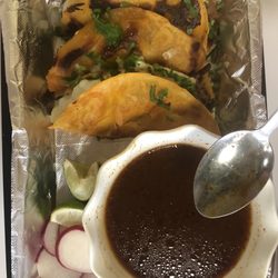 El Buen Sabor - Birro tacos