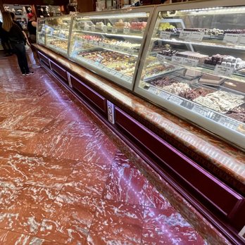 Cossetta Alimentari - Pastry Shop - Italian Near Me - Saint Paul, Minnesota