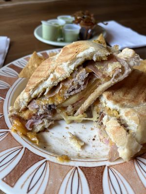 SANTO DE LA TORTA by null