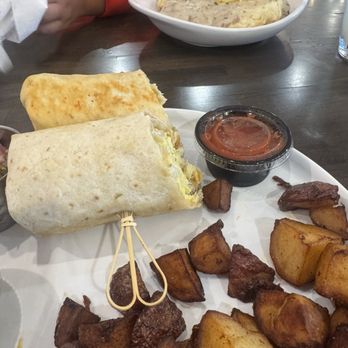 Brunch House - Breakfast burrito with home fries - Breakfast & Brunch Near Me - Muskegon, Michigan Brunch House - Breakfast burrito with home fries - Breakfast & Brunch Near Me - Muskegon, Michigan
