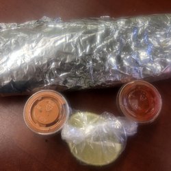 Chiquita Seafood mariscos truck - Burrito happiness