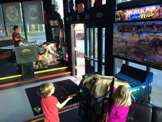 Level Up Arcade by null