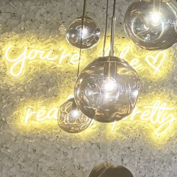 Stella Bar & Restaurant - You're like really pretty - Bars Near Me - Troy, Michigan