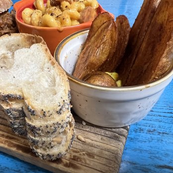 Tasca Tasca - Wine Bars Near Me - Sonoma, California