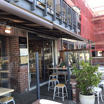 Starfish Cafe & Bar - Outside dining in front of restaurant. - Bars Near Me - Dunedin, OTA
