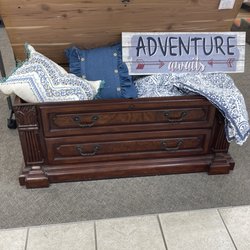 KARM Stores - Cute cedar chest