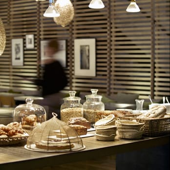 Luzia - Breakfast & Brunch Near Me - Barcelona, B Luzia - Breakfast & Brunch Near Me - Barcelona, B