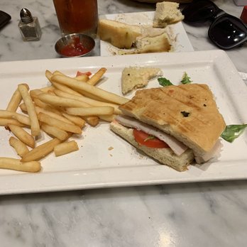 Quattro Caffe - Italian Near Me - Costa Mesa, California