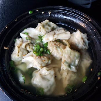 Mama Chow's Kitchen - Yuuussss - Food Trucks Near Me - Portland, Oregon