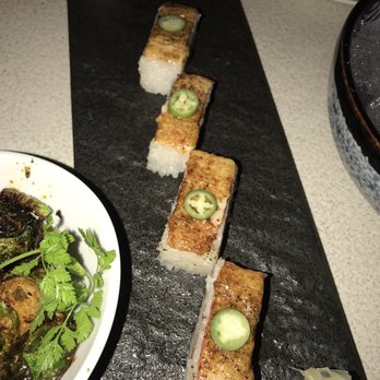 Minami - Salmon oishi - Japanese Near Me - Vancouver, British Columbia