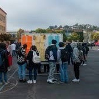 Everett Middle School - Middle Schools & High Schools Near Me - San Francisco, California Everett Middle School - Middle Schools & High Schools Near Me - San Francisco, California
