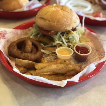 Fuddruckers - American Near Me - Doral, Florida Fuddruckers - American Near Me - Doral, Florida