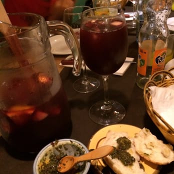 Alfonsina - Sangria n the best hot rolls in Spain. - Argentine Near Me - Barcelona, B
