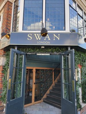 Swan London by null