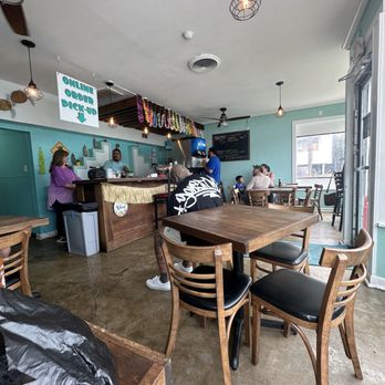 Maui's on Main - Burgers Near Me - San Antonio, Texas Maui's on Main - Burgers Near Me - San Antonio, Texas