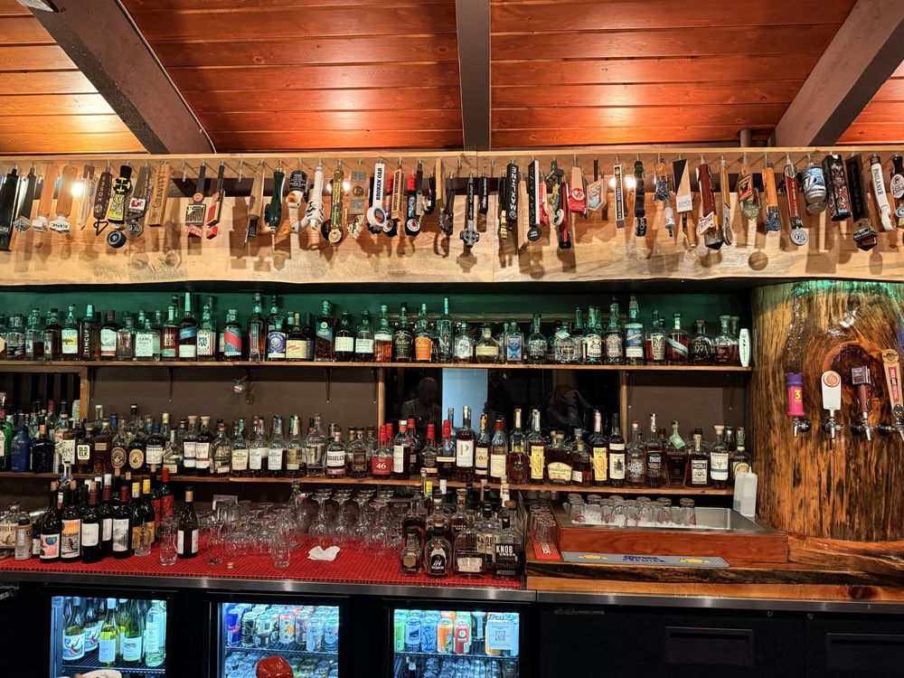 Wapiti Colorado Pub