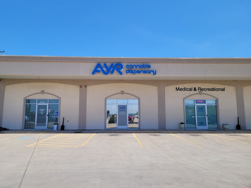 Ayr Cannabis Dispensary Hometown - Adult Use Reviews AYR CANNABIS DISPENSARY 4440 BROADWAY - ADULT AND MEDICAL USE - Updated