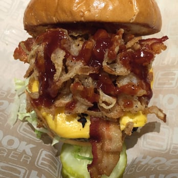 Hook Burger - Hickory Burger Scrumptiousness! - Burgers Near Me - Burbank, California