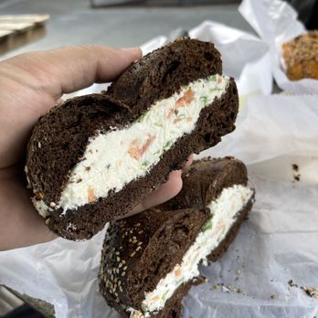 Bagel Pub - Pumpernickel everything with scallions and lok cream cheese - Juice Bars & Smoothies Near Me - Brooklyn, New York
