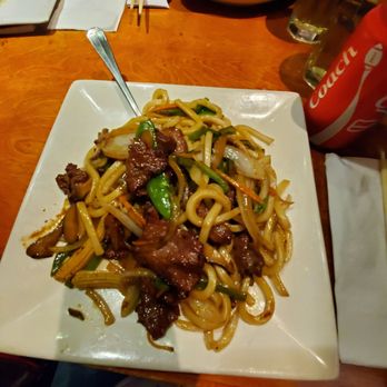HK Tea and Sushi - Beef Yaki Udon. No flavor. - Sushi Bars Near Me - Brooklyn, New York HK Tea and Sushi - Beef Yaki Udon. No flavor. - Sushi Bars Near Me - Brooklyn, New York