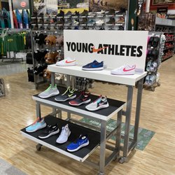 DICK'S Sporting Goods - Kid's footwear