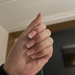 Million Nails & Spa - Ombre