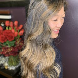 Salon Kathleen - Side View: the texture Kacee got with the balayage is amaze!