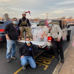 Tactical Santa and the 5 below DREAM TEAM