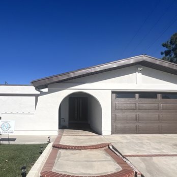 Pro Elite Painting - Exterior front, details of garage and trims - Painters Near Me - San Juan Capistrano, California Pro Elite Painting - Exterior front, details of garage and trims - Painters Near Me - San Juan Capistrano, California