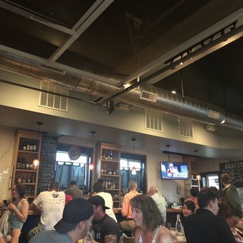 En Su Boca - Hopping @ 6:30 on a Tuesday night - Mexican Near Me - Richmond, Virginia