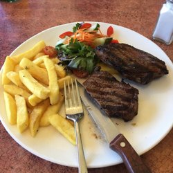 Regency Tavern - 300g Rump Steak with mushroom sauce