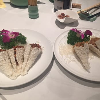 浙江軒 - Rice cracker wrapped chicken and beef - Chinese Near Me - Hong Kong, HK