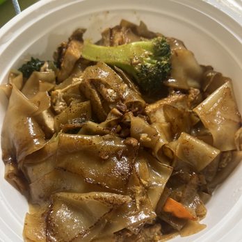 Wah Ha Ha - Pad See Ew - Thai Near Me - Gainesville, Florida