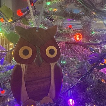 Christmas Cottage - Lincoln city wooden owl - Holiday Decorations Near Me - Lincoln City, Oregon Christmas Cottage - Lincoln city wooden owl - Holiday Decorations Near Me - Lincoln City, Oregon