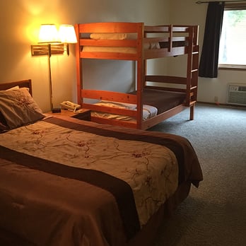 Eagle River Inn & Resort - Bed & Breakfast Near Me - Eagle River, Wisconsin