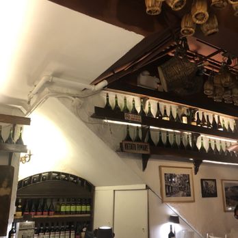 La Taverna - Italian Near Me - Hong Kong, HK
