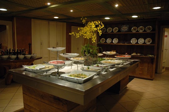 Dinho's by null
