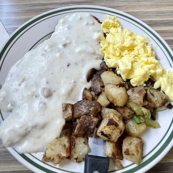 Art's Corner Cafe - Country Fried Steak - Breakfast & Brunch Near Me - Ventura, California Art's Corner Cafe - Country Fried Steak - Breakfast & Brunch Near Me - Ventura, California