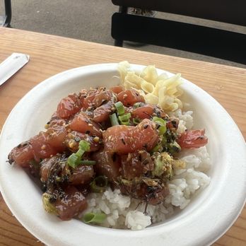 Hanalei Poke - super grom - Food Trucks Near Me - Hanalei, Hawaii Hanalei Poke - super grom - Food Trucks Near Me - Hanalei, Hawaii